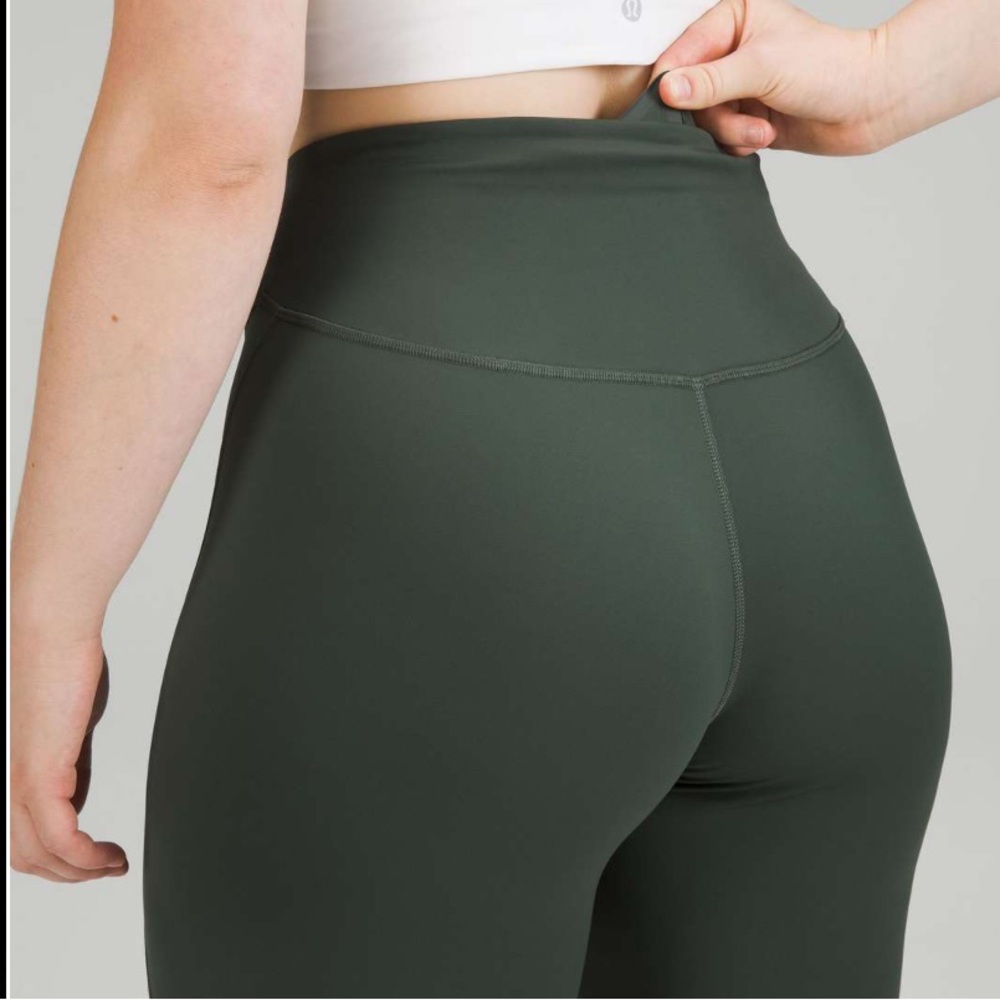 LULULEMON Women’s Base Pace High-Rise Reflective Crop 23” Leggings - Picture 3 of 12